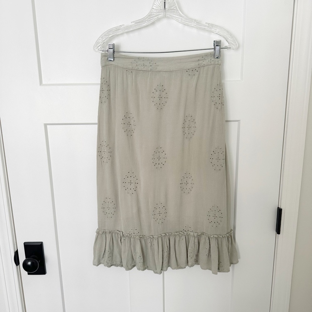 Sim & Sam sage green eyelet midi skirt size m